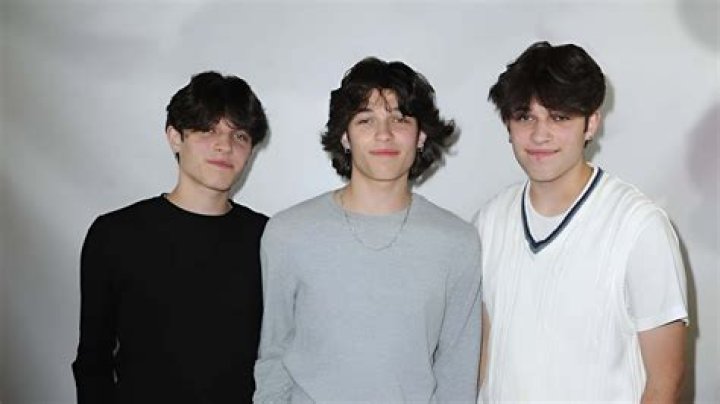 Chris Sturniolo age, biography, net worth, career, brothers