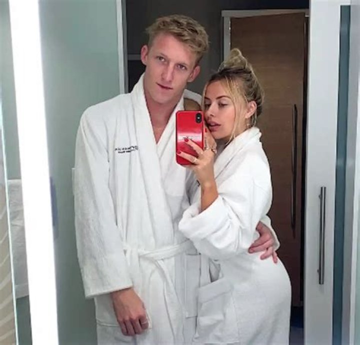 Corinna Kopf Age, Boyfriend, Family, Net Worth, Height, Wiki & More